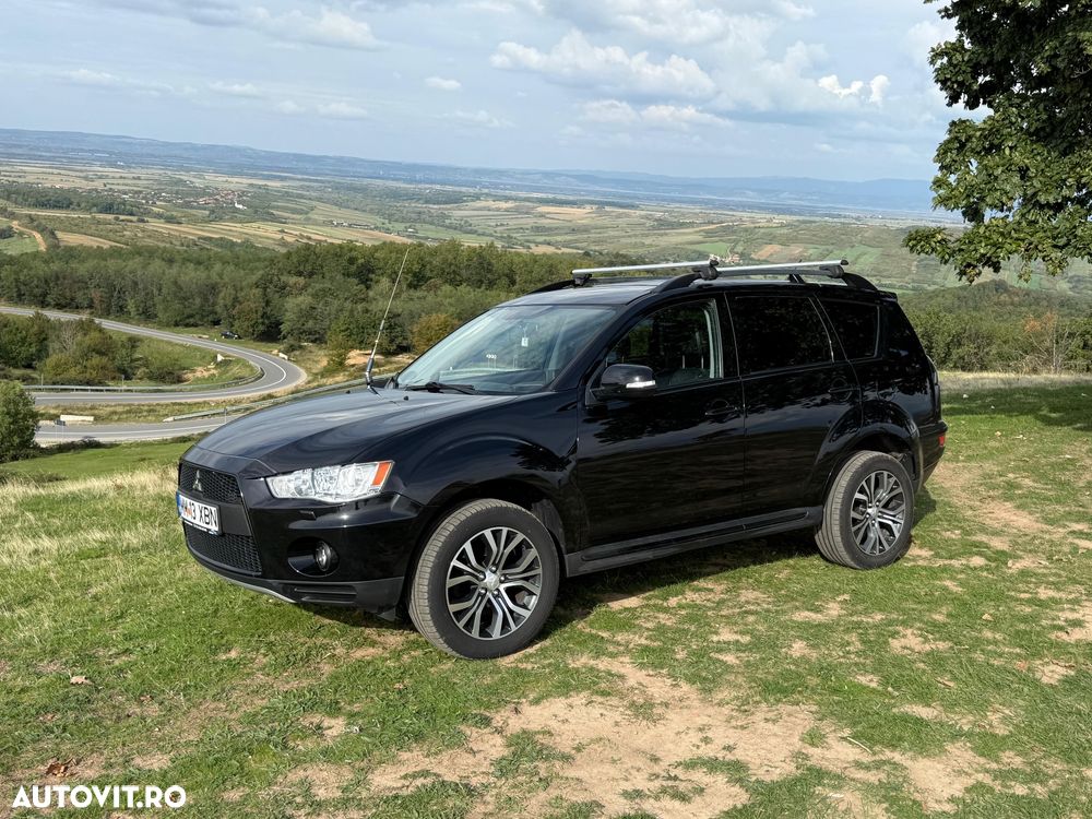 Mitsubishi Outlander 2.2 DI-D 4WD Intense A13 - 2
