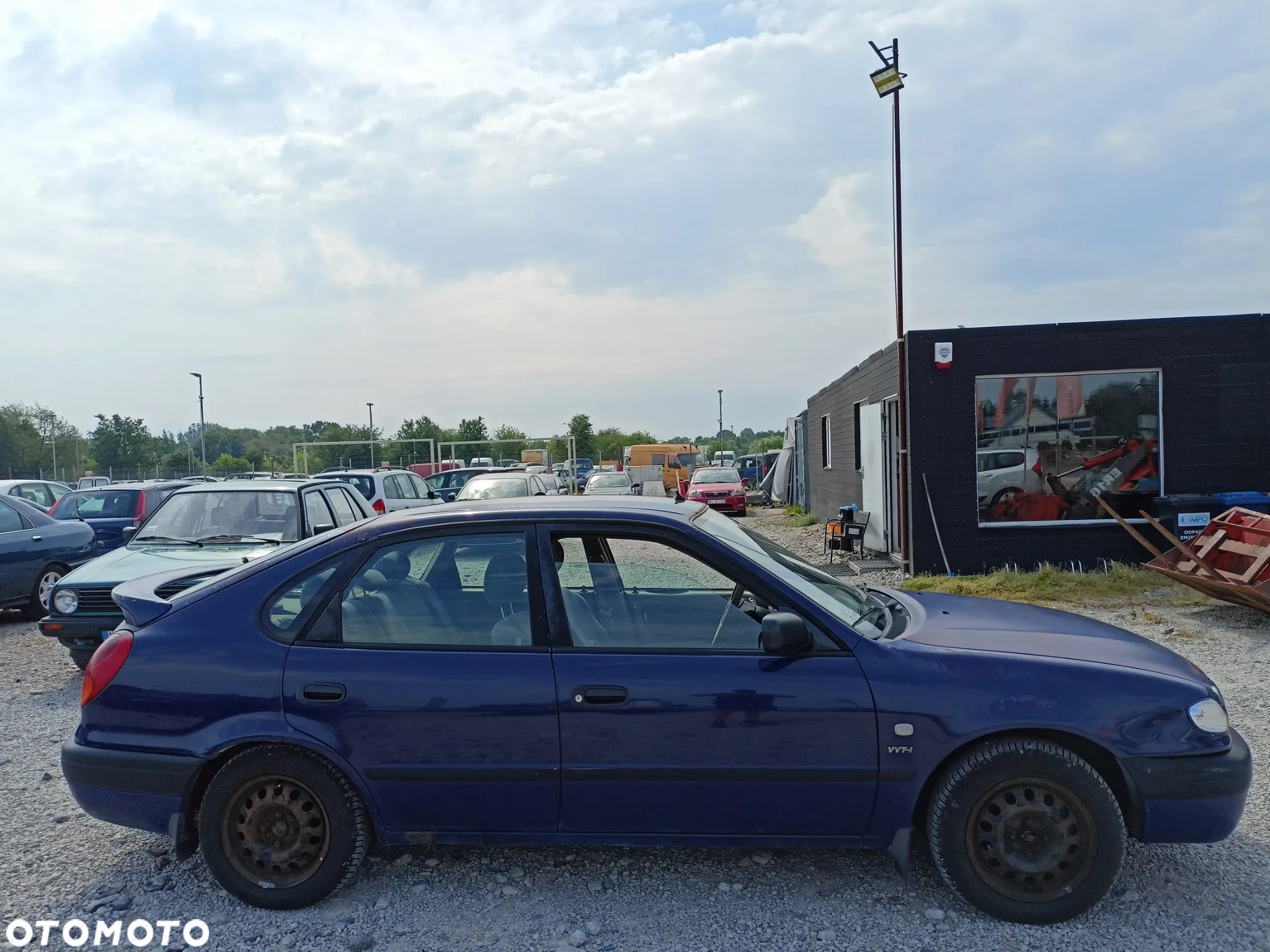 Toyota Corolla - 5