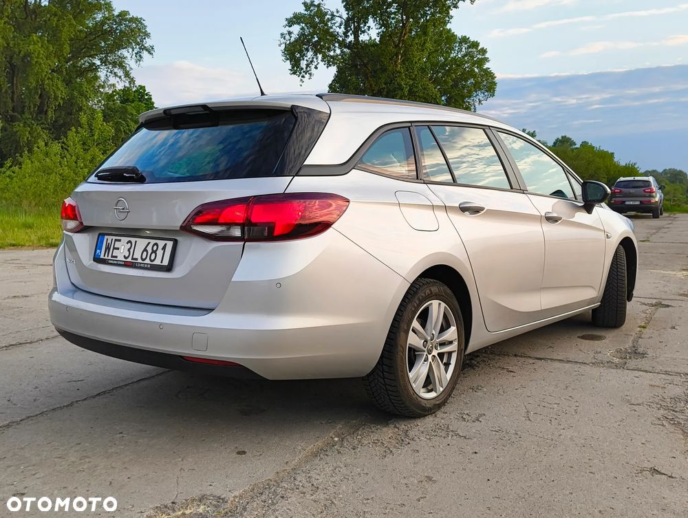Opel Astra - 9