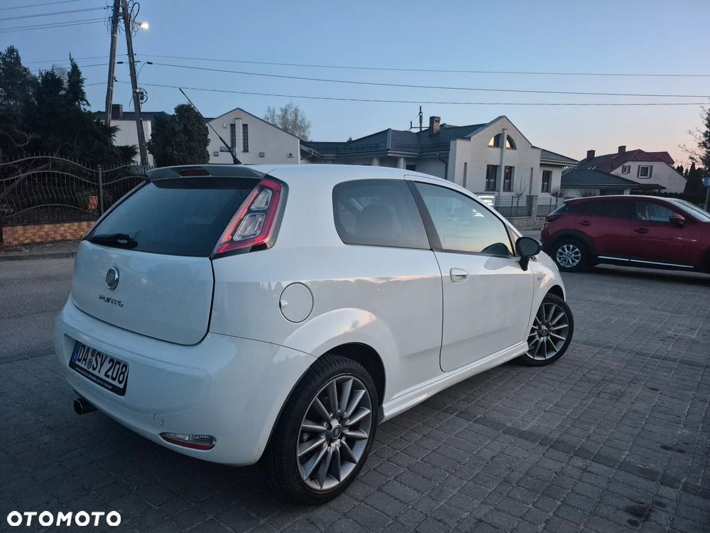 Fiat Punto Evo 1.4 16V Multiair Turbo Racing Start&Stop - 4