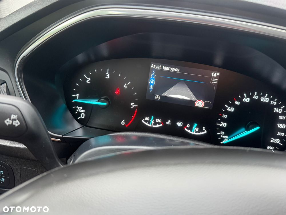Ford Focus 2.0 EcoBlue Titanium Business - 35