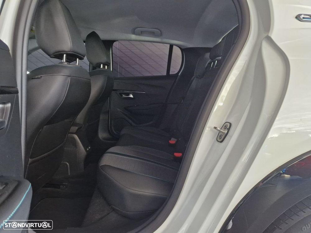 Peugeot e-208 50 kWh Allure - 19