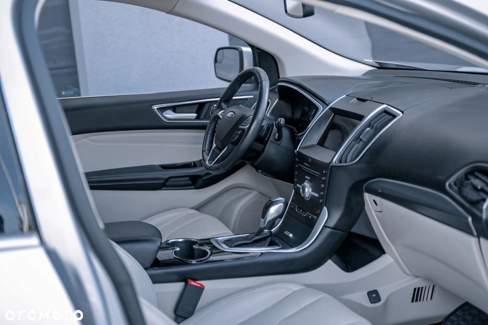 Ford Edge - 13
