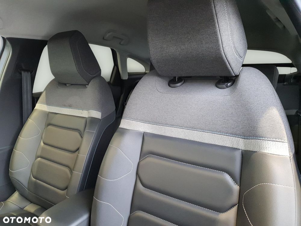 Citroën C4 1.2 PureTech Shine S&S - 11