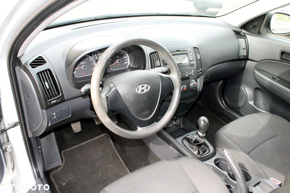 Hyundai i30 1.4 Blue Comfort - 11