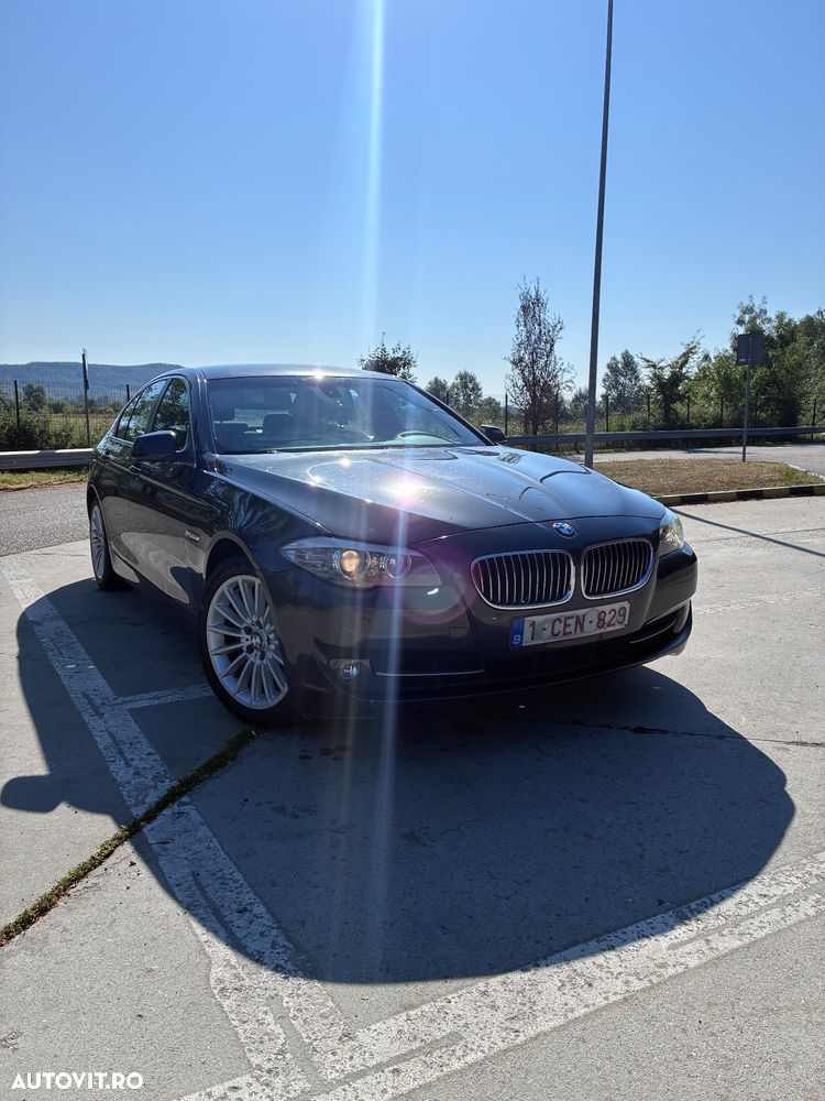 BMW Seria 5 520i Aut. - 1
