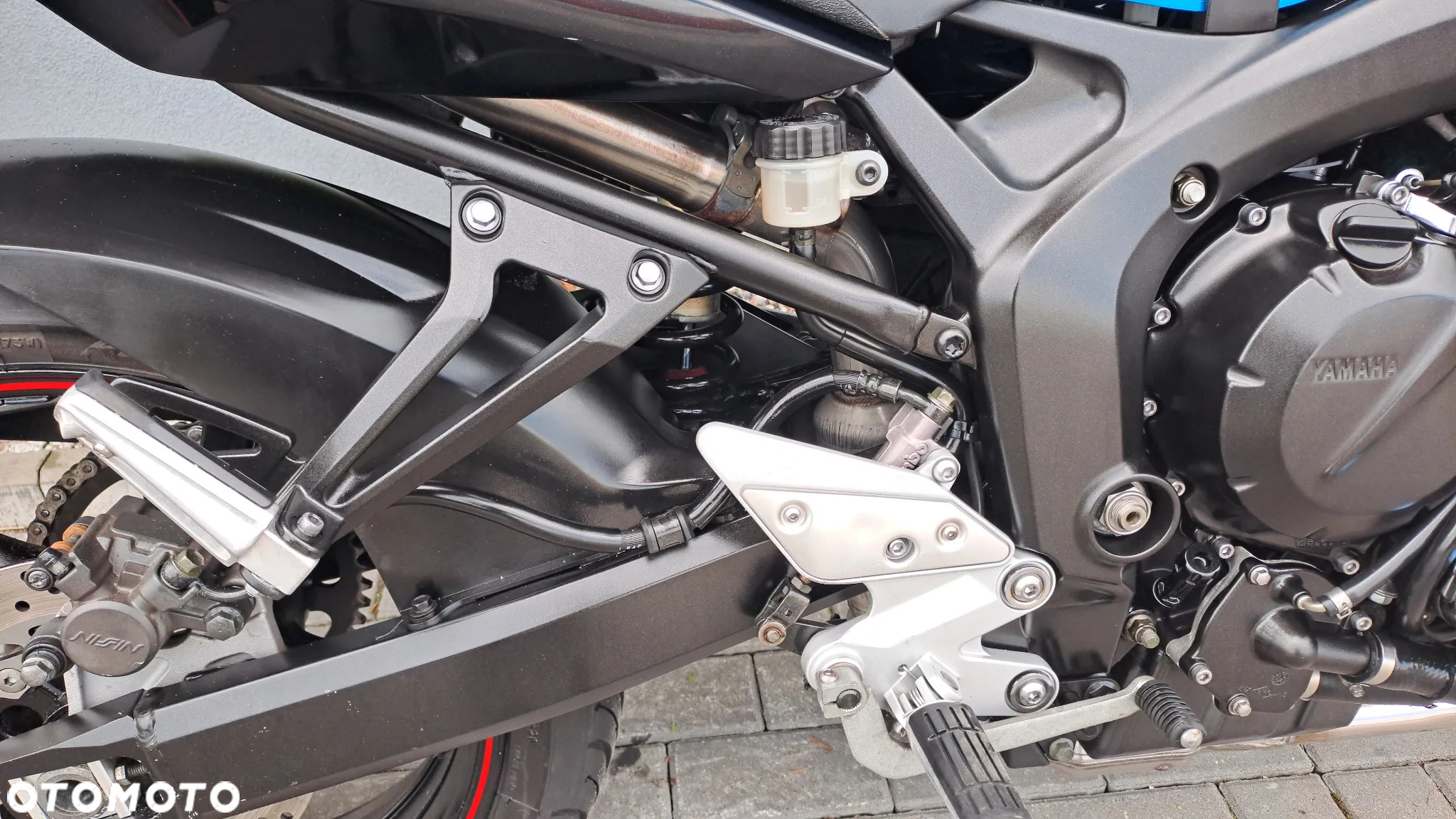 Yamaha FZ6 - 20