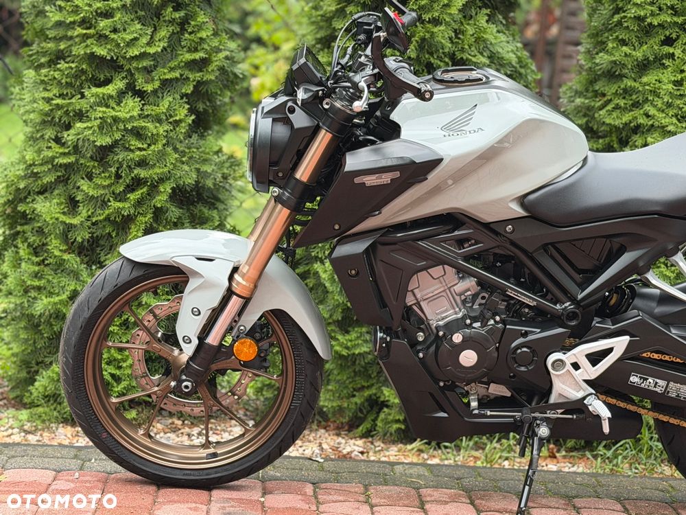 Honda CB - 19