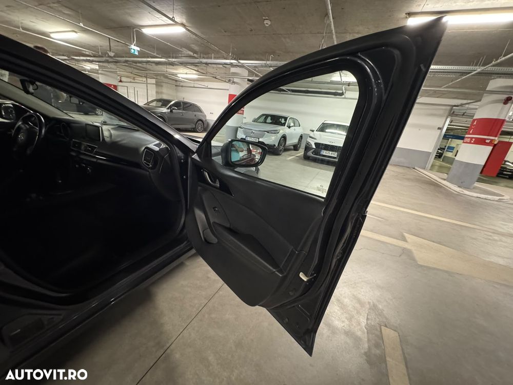 Mazda 3 G120 Revolution - 18