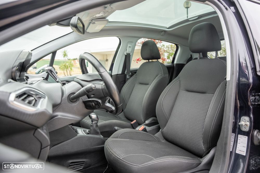 Peugeot 208 1.5 BlueHDi Allure - 17