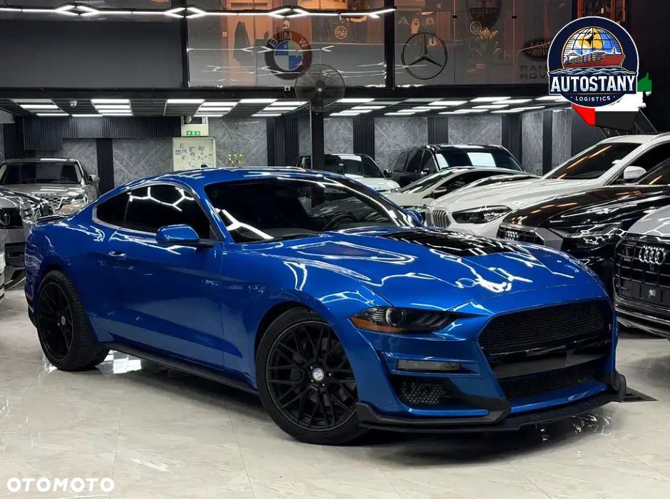 Ford Mustang - 1