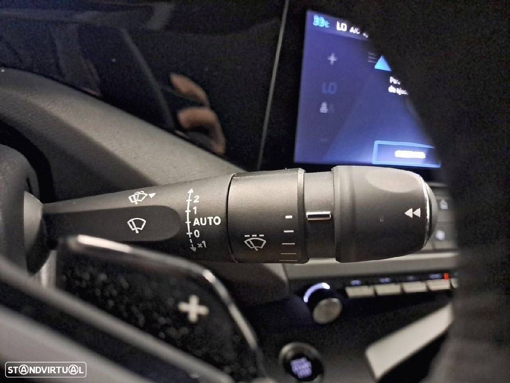 Peugeot 408 1.2 Hybrid Allure e-DCS6 - 15