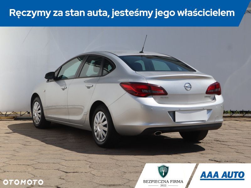Opel Astra - 6