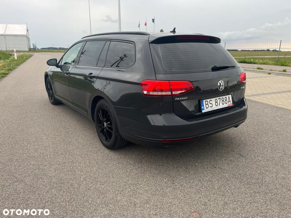 Volkswagen Passat 1.6 TDI BMT Comfortline - 4