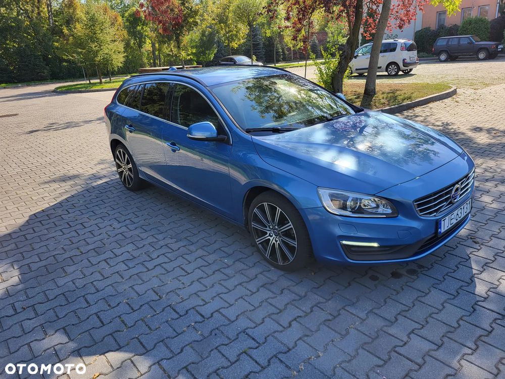 Volvo V60 D2 Drive-E Momentum - 16