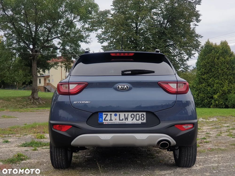 Kia Stonic 1.4 L - 10