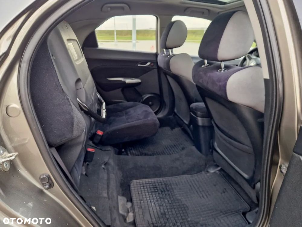 Honda Civic 1.8 Executive - 29