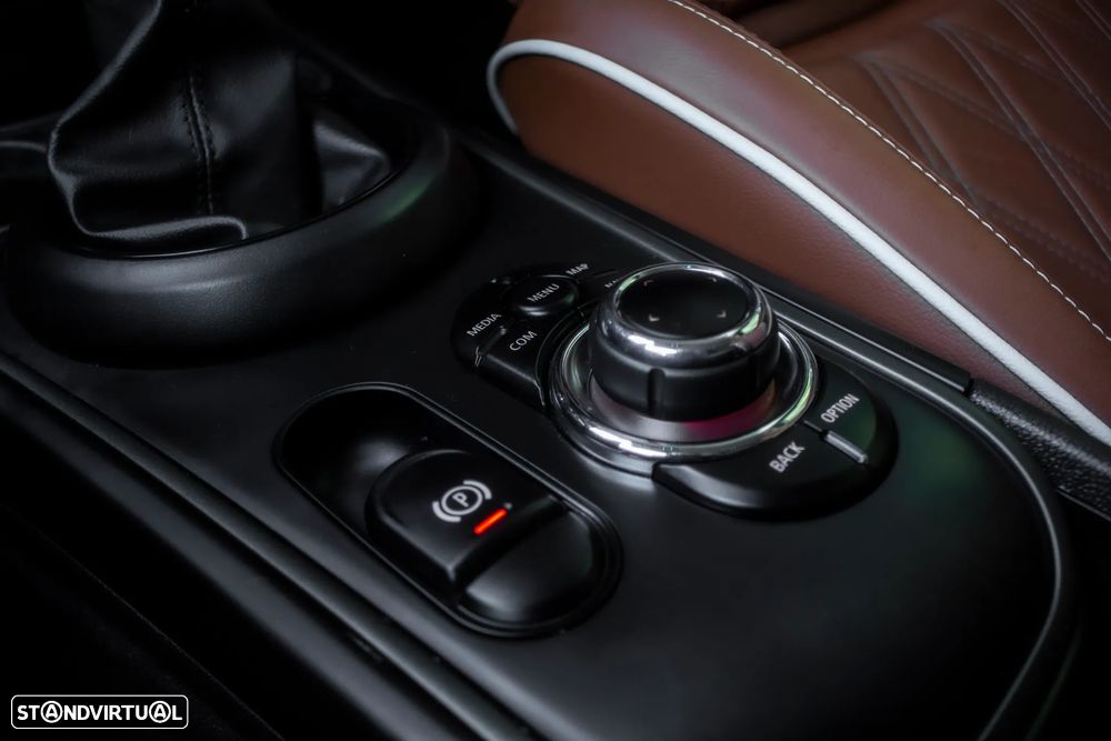 MINI Countryman Cooper SE All4 Aut. Essential - 22