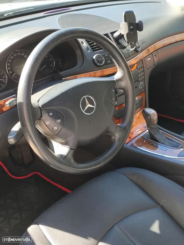 Mercedes-Benz E 220 CDi Elegance Aut. - 4