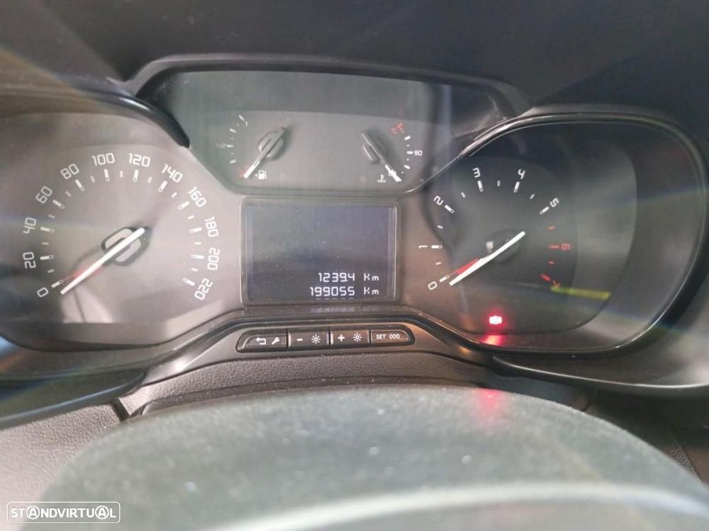 Citroën Berlingo 1.5 BlueHDi 3L C/IVA - 8