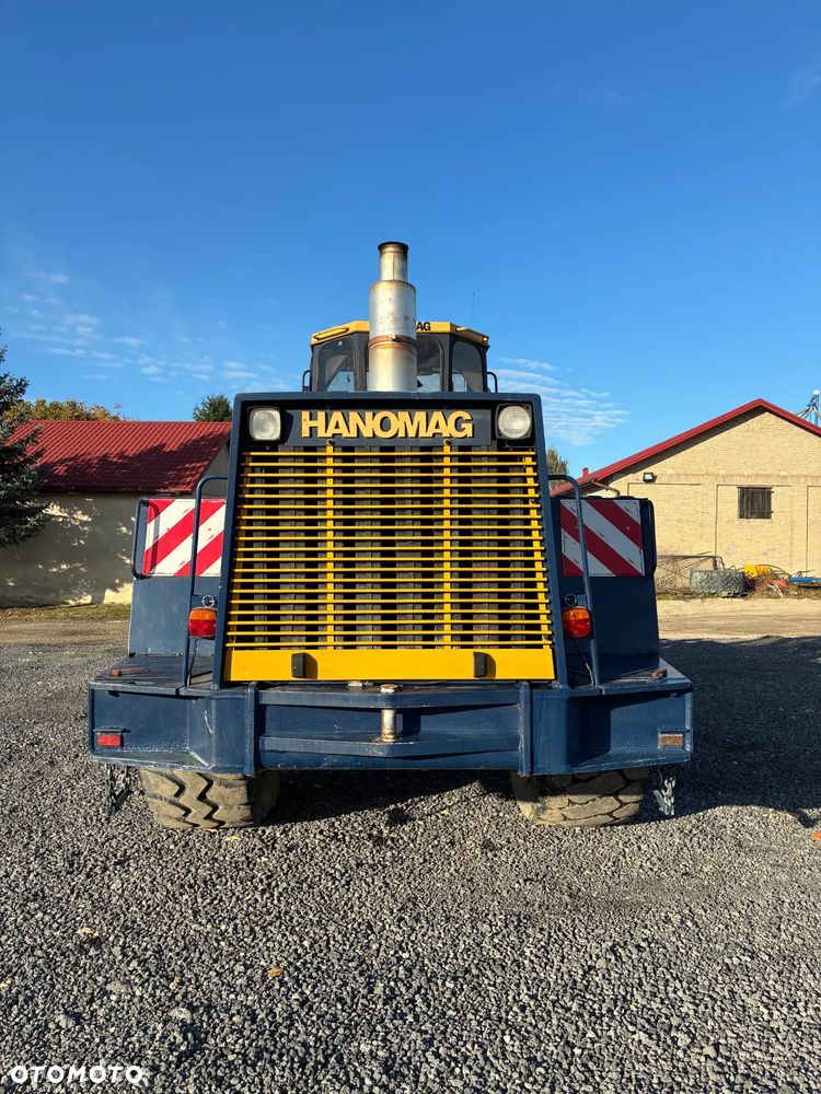 Hanomag 70E - 5
