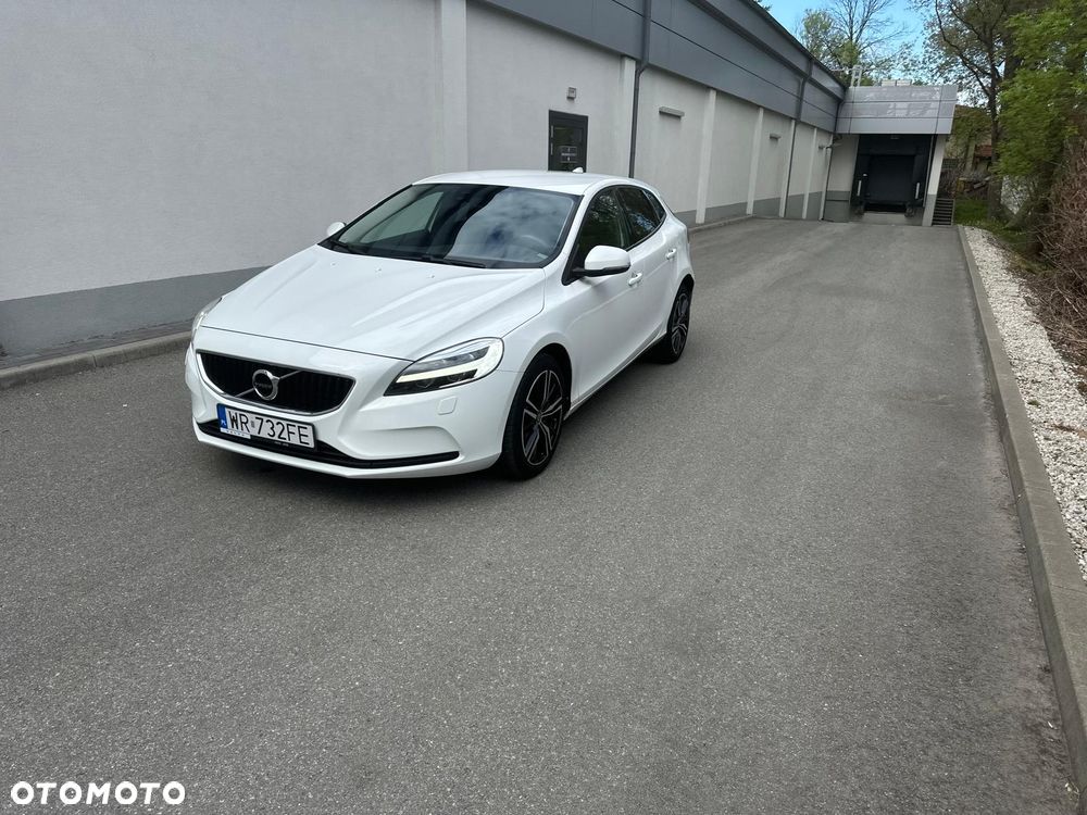 Volvo V40 D2 Drive-E Momentum - 16