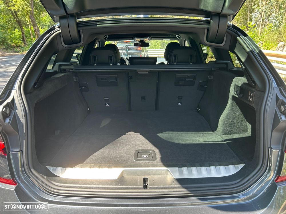 BMW 330 e Pack M Auto - 22