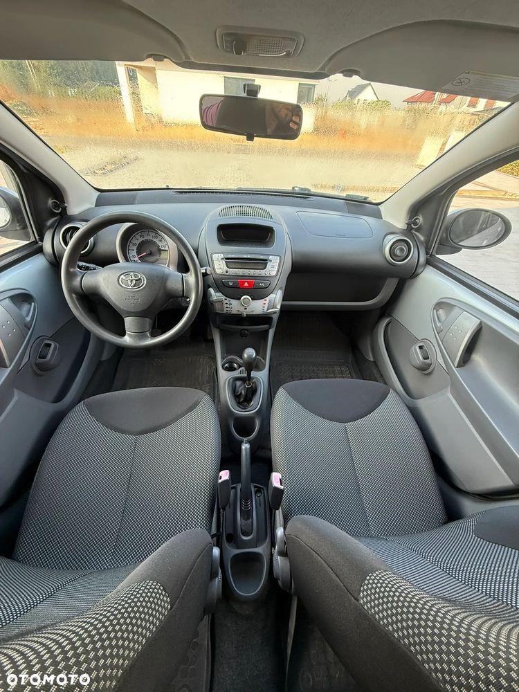 Toyota Aygo - 25