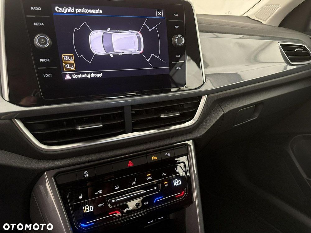 Volkswagen T-Roc - 25