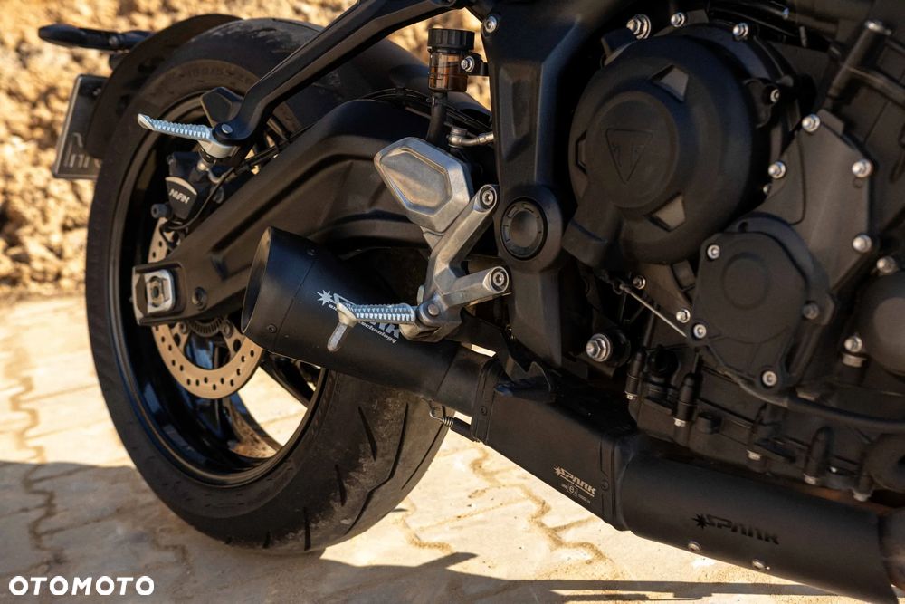 Triumph Trident - 18