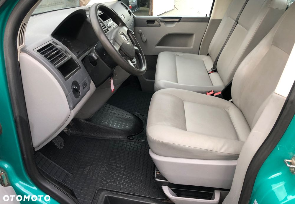 Volkswagen Transporter - 17