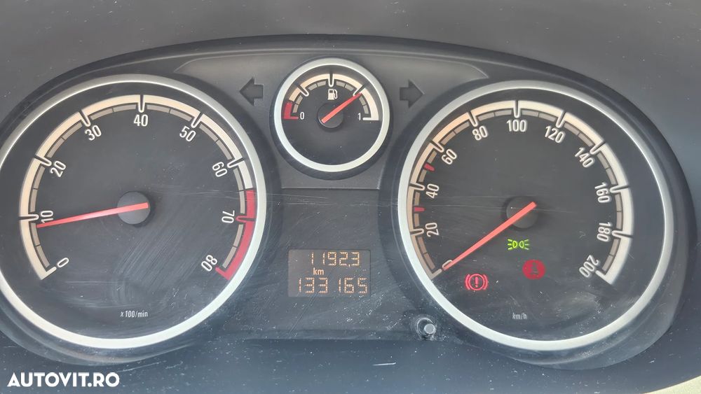 Opel Corsa - 11