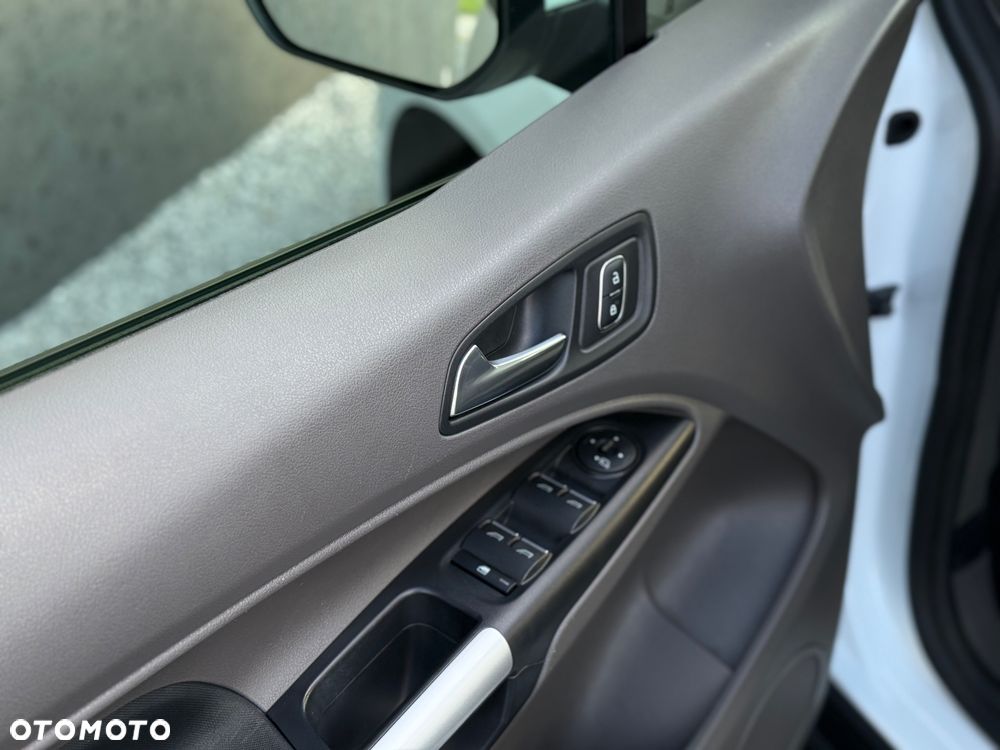 Ford Tourneo Connect 1.5 EcoBlue Titanium - 23