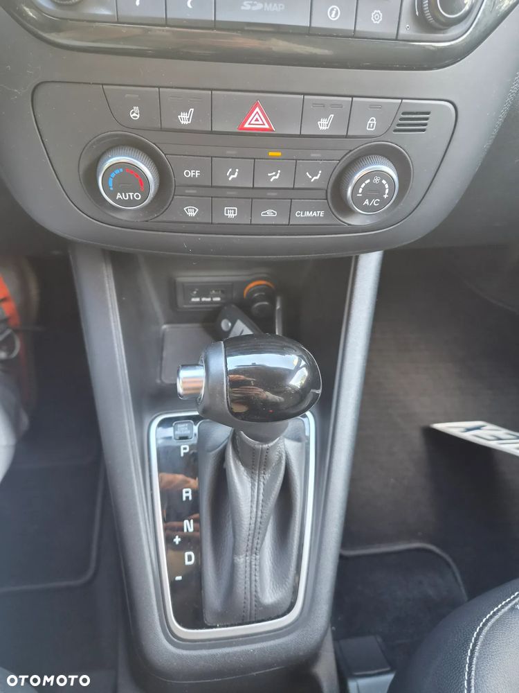 Kia Venga 1.6 CVVT Automatik Platinum Edition - 19
