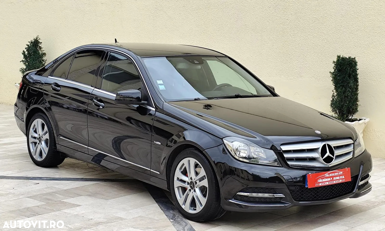 Mercedes-Benz C - 13