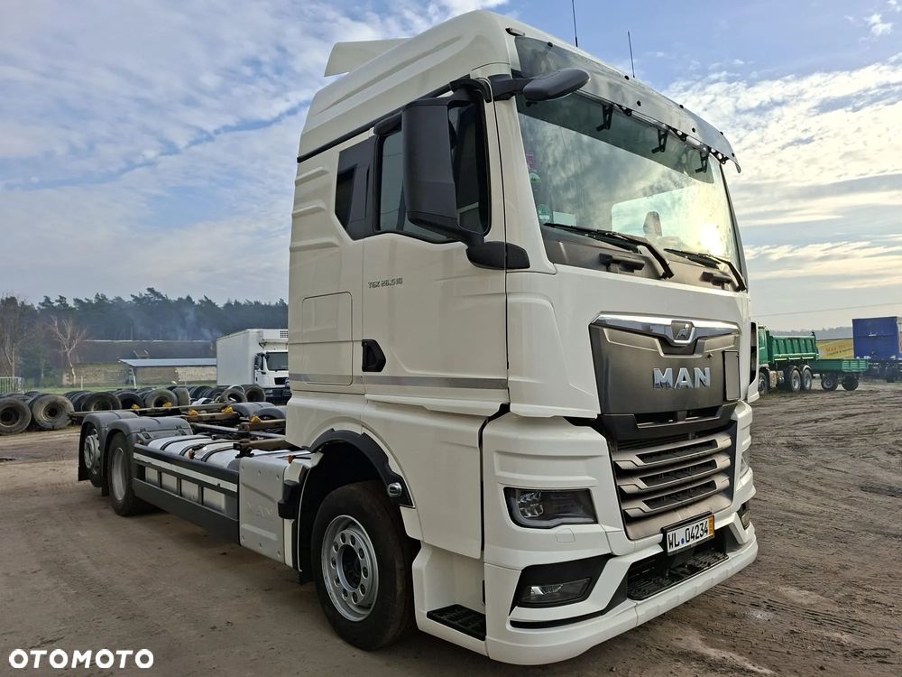 MAN TGX 26.510 oś skrętna do zabudowy - 2
