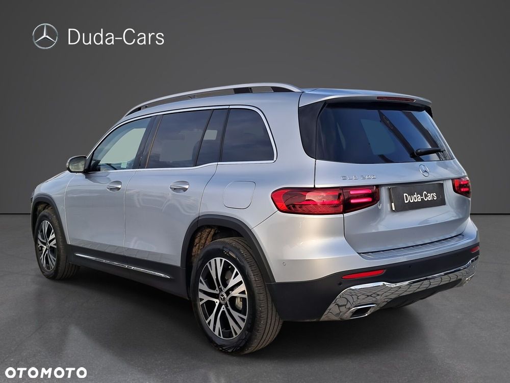 Mercedes-Benz GLB - 3