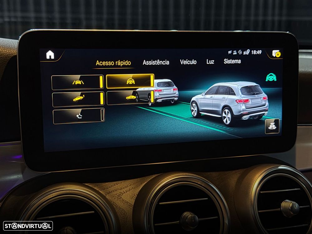Mercedes-Benz GLC 300 de 4Matic 9G-TRONIC AMG Line - 33