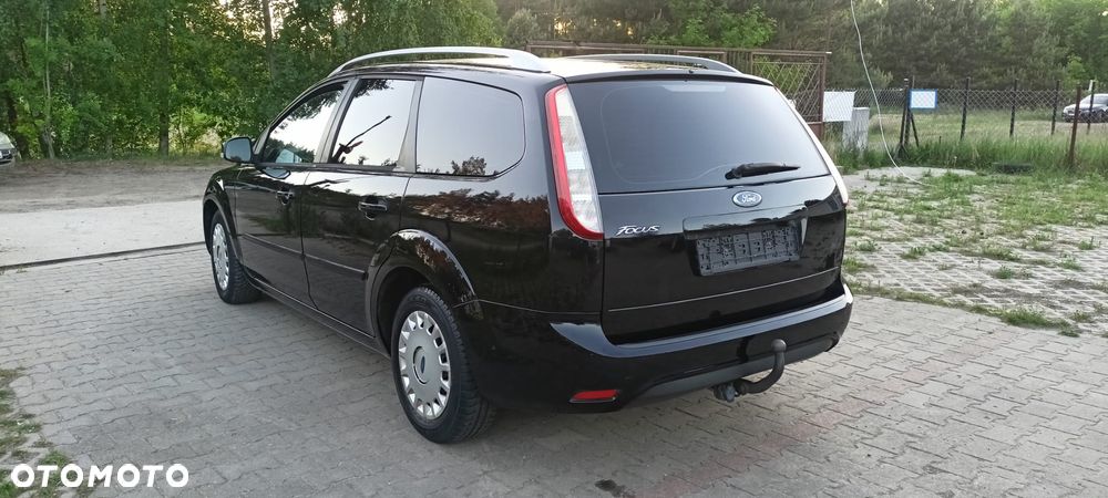 Ford Focus 1.6 TI-VCT Ambiente - 4