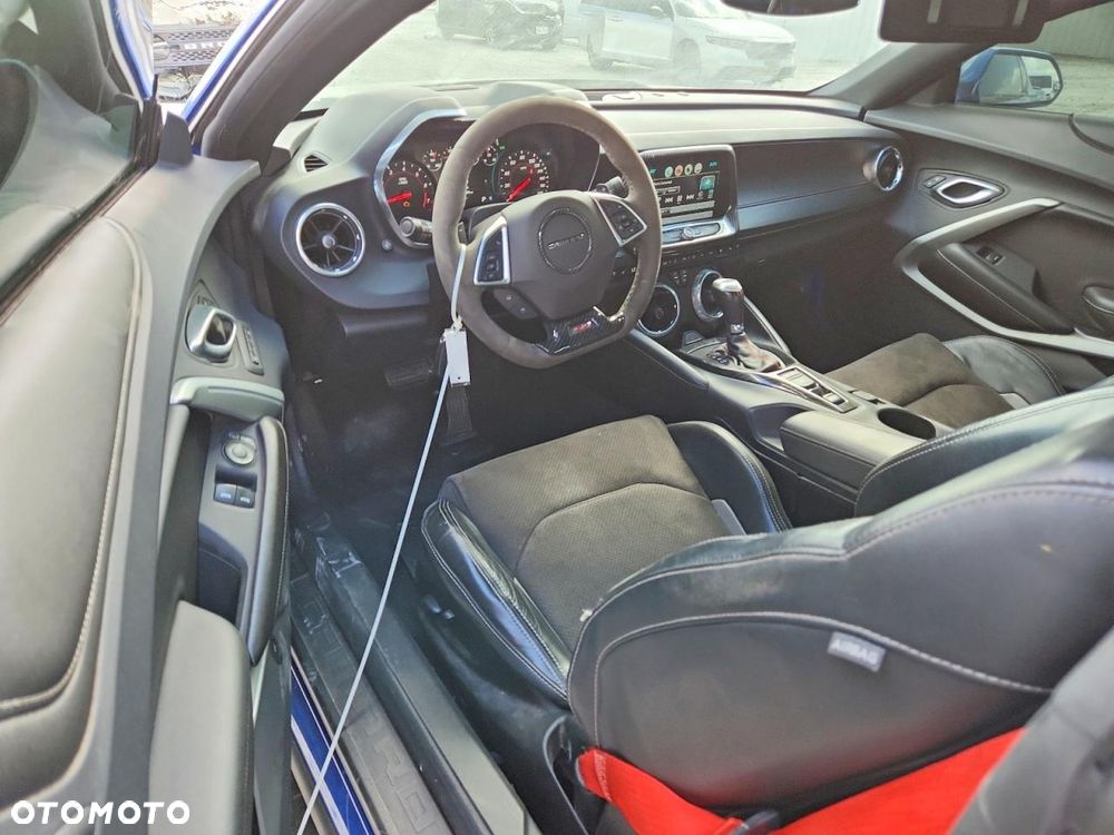 Chevrolet Camaro - 8