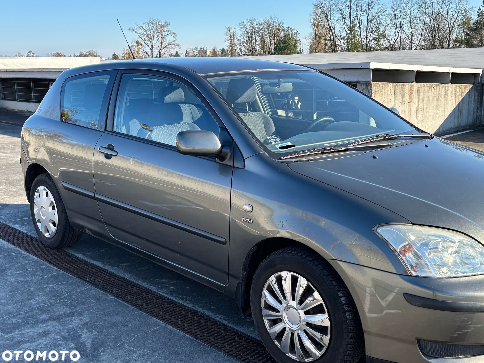 Toyota Corolla 1.4 VVT-i Base - 3