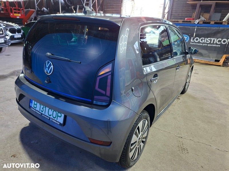 Volkswagen up! - 4