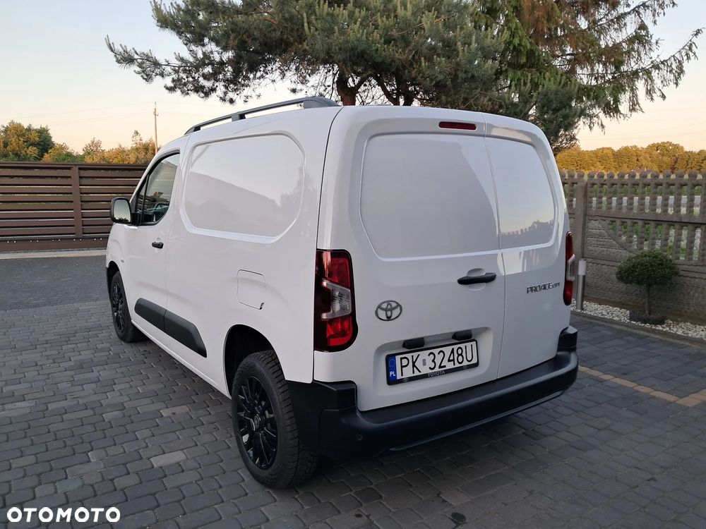 Toyota PROACEcity - 10