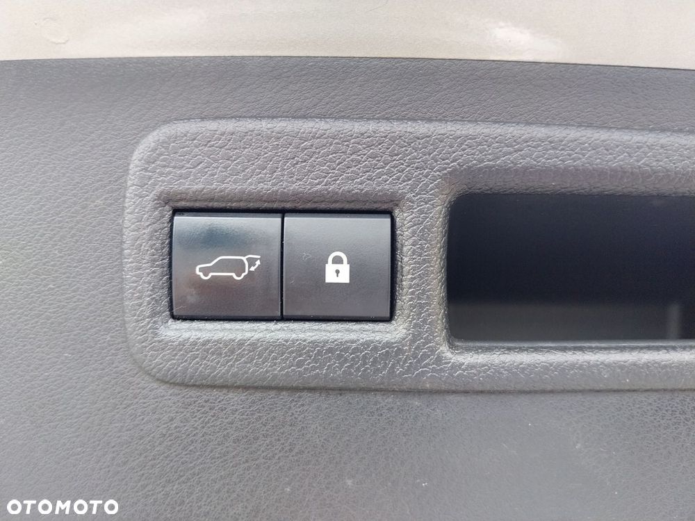 Lexus NX 300h F Impression AWD - 30