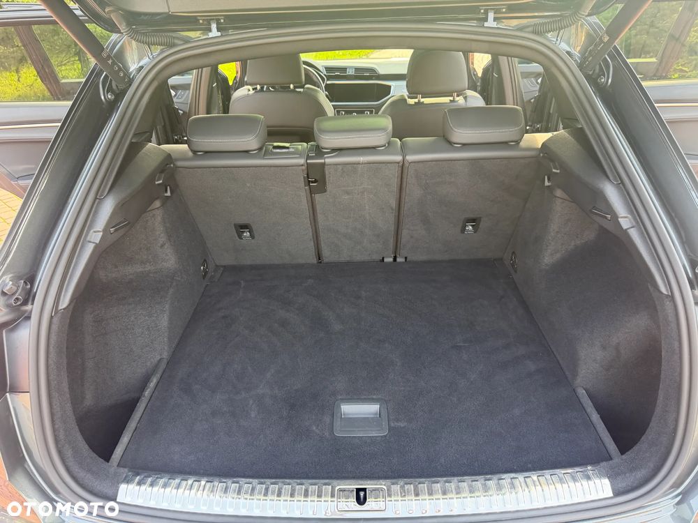 Audi Q3 40 TDI Quattro S Line S tronic - 28