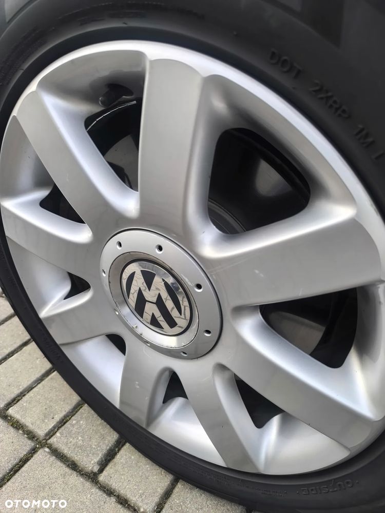 Volkswagen Touran 2.0 TDI DPF Trendline - 21