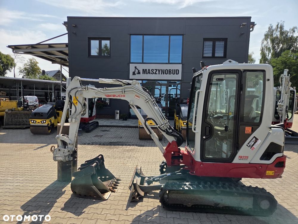 Takeuchi Koparka Minikoparka Takeuchi TB225 V3 Powertilt + 3 łyżki - 20