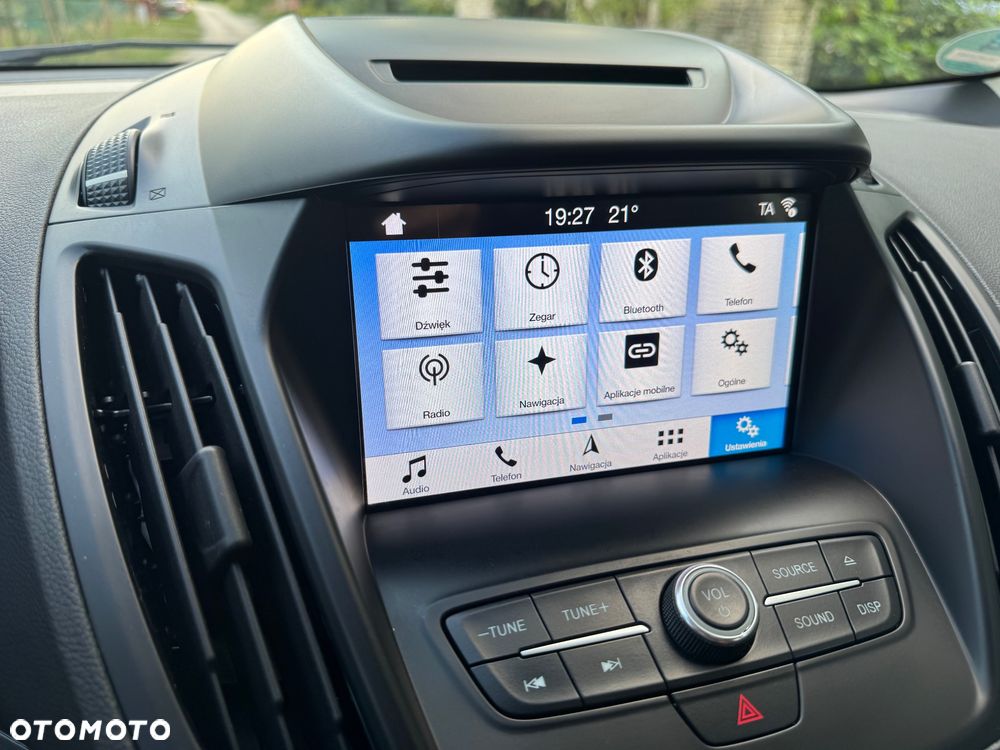Ford Kuga 1.5 EcoBoost 2x4 Titanium - 22