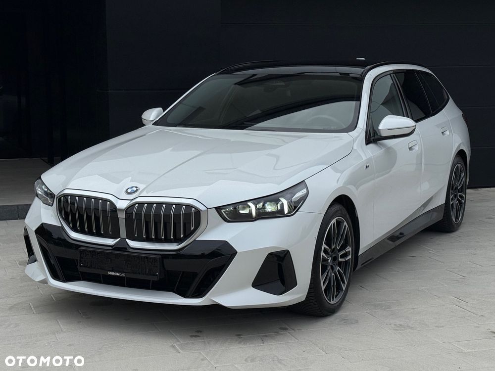 BMW Seria 5 520d xDrive Touring - 23