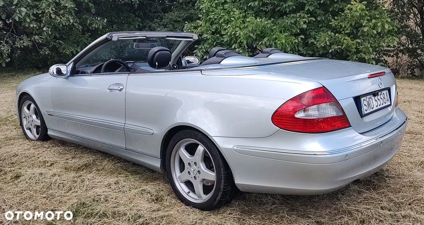 Mercedes-Benz CLK - 9
